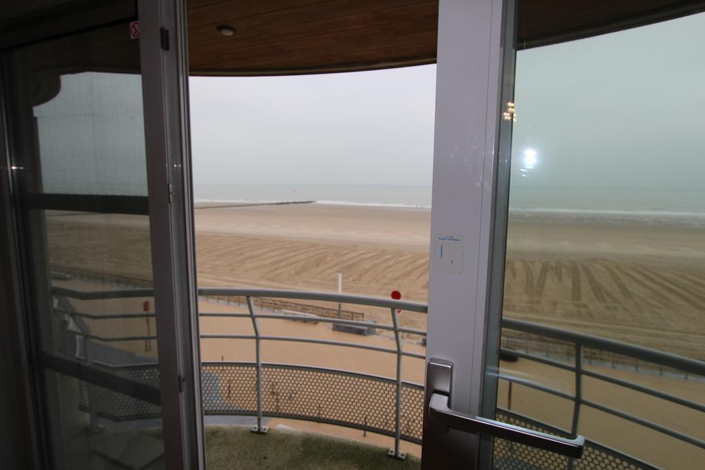 Appartement Zeezicht Ostend Quarto foto
